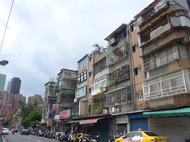 Daan - No. X, Lane 171, Tonghua St, Da’an District, Taipei City, Taiwan 106 01