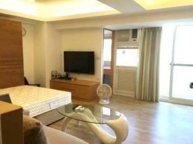 Daan - Section 2, Dunhua S Rd, Da’an District, Taipei City, Taiwan 106 01