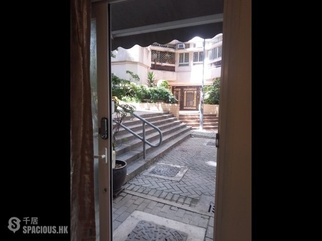 Kennedy Town - 32-34A, Li Po Lung Path 01