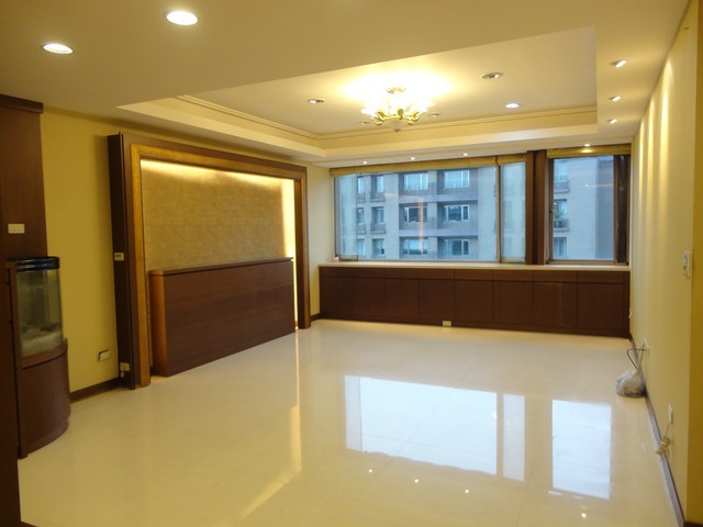 Zhongshan - No. XX, Lane 128, Jingye 1st Rd, Zhongshan District, Taipei City, Taiwan 104 01
