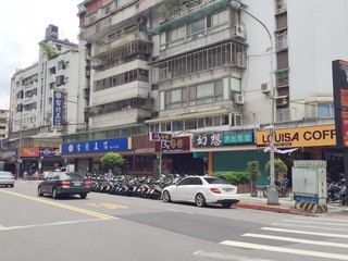 Xinyi - XX Alley 8, Lane 391, Section 3, Heping East Road, Xinyi, Taipei 02
