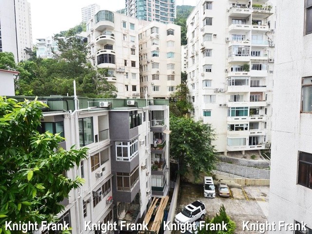 Mid Levels Central - St. Joan Court 01