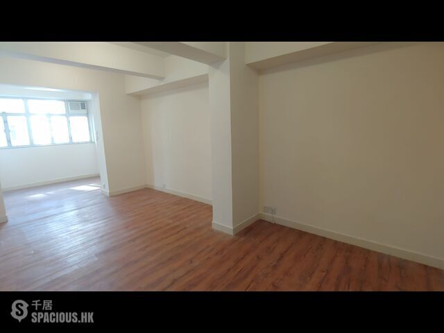 Wan Chai - 131A, Queen's Road East 01