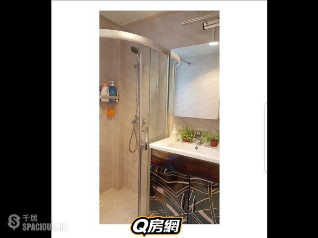 Wan Chai - 119, Wan Chai Road 01