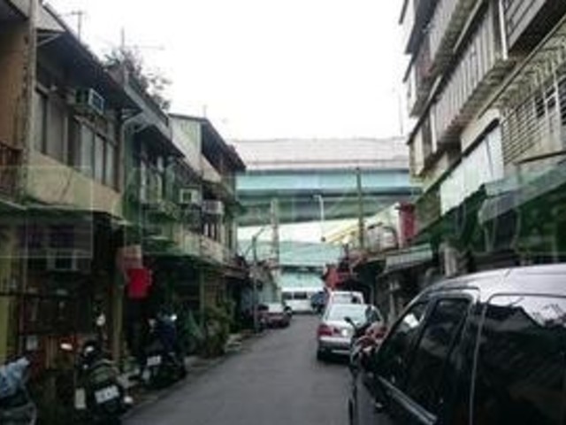 Songshan - 台北市松山區南京東路, Songshan District 01
