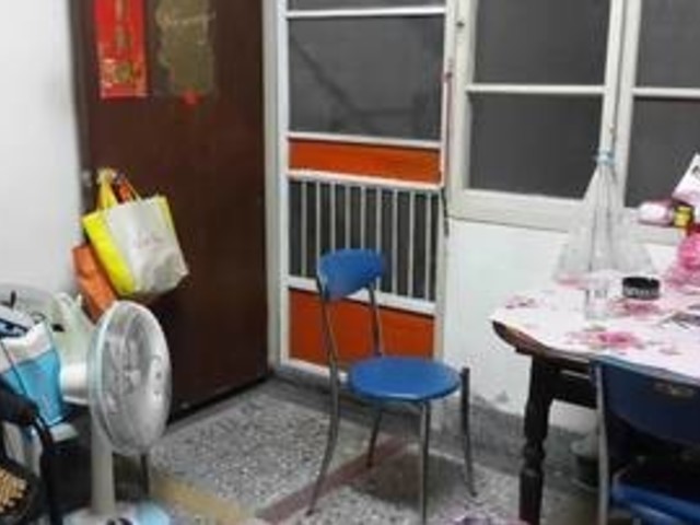 Banqiao - 新北市板橋區縣民大道三段 01