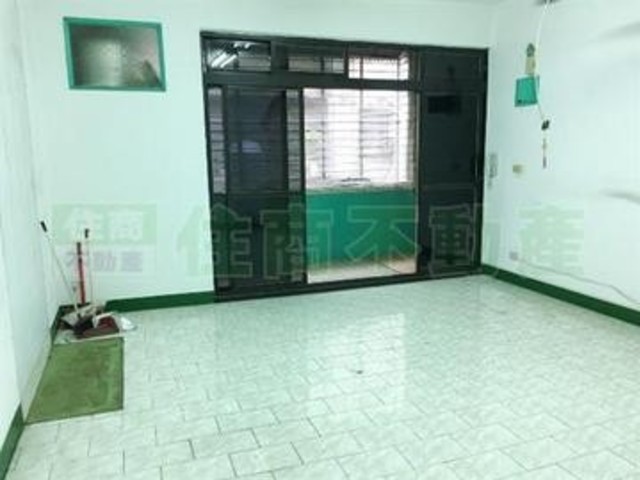 Tucheng - 新北市土城區廣明街 01