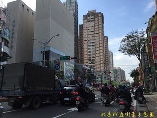 Banqiao - 新北市板橋區莊敬路 04