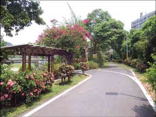 汐止区 - 221台湾新北市汐止區建成路 02