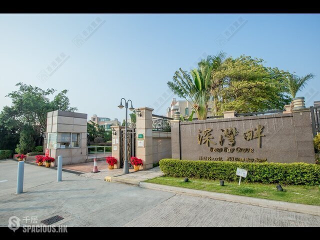 Lau Fau Shan - Deep Bay Grove 01