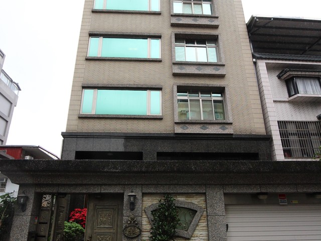 新店区 - 231台湾新北市新店區中央六街XX號 01