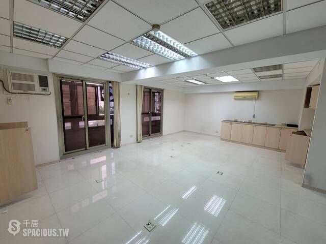 Zhongshan - No. XX, Section 3, Minsheng East Road, Zhongshan District, Taipei City, Taiwan 10491 01