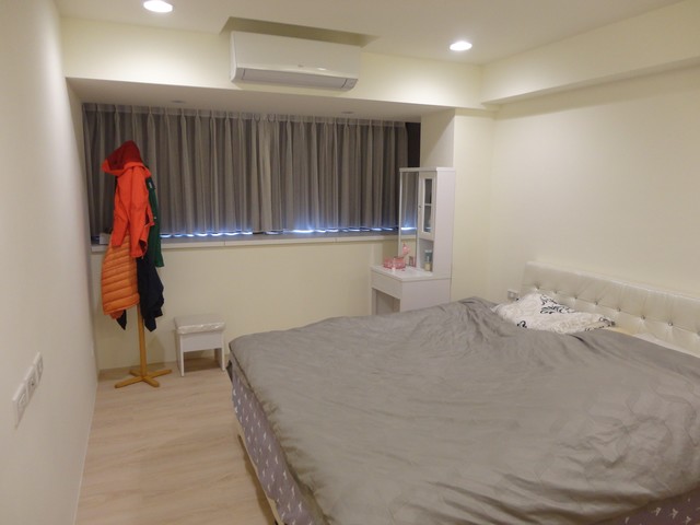 Xinyi - No. XXX, Songshan Road, Xinyi District, Taipei City, Taiwan 110 01