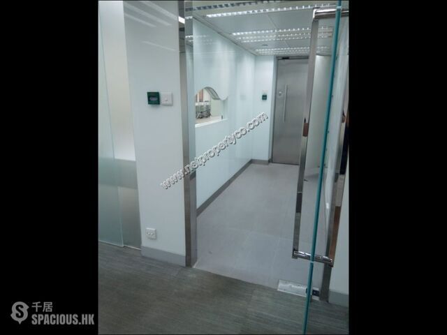 Central - Wellington Place 01