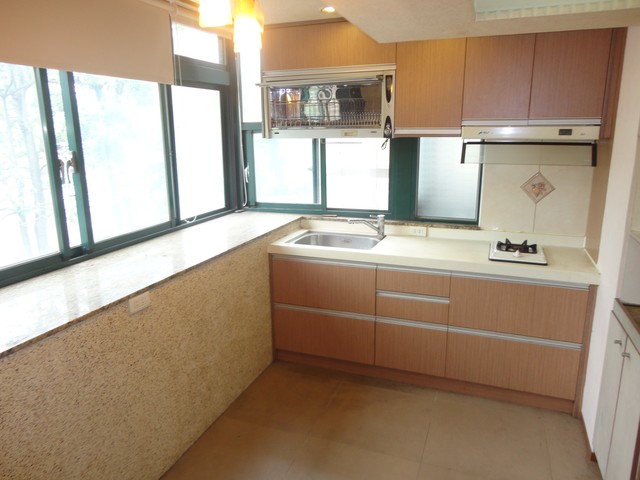 Xinyi - No. XXX, Section 5, Zhongxiao East Road, Xinyi District, Taipei City, Taiwan 110 01