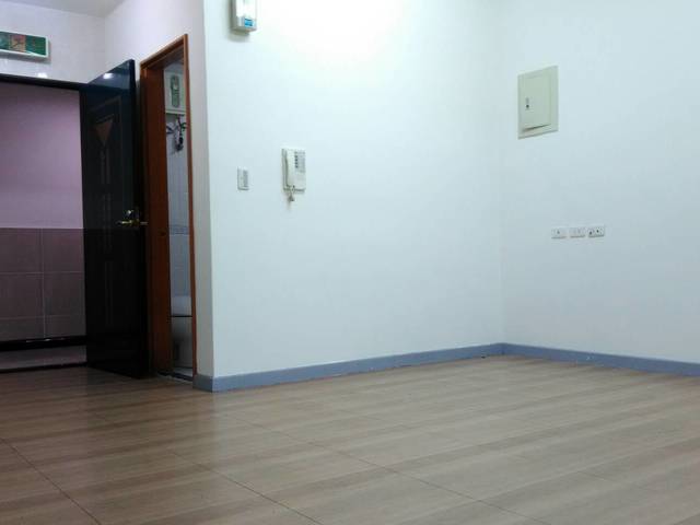 Xinyi - No. XX, Section 5, Xinyi Rd, Xinyi District, Taipei City, Taiwan 110 01