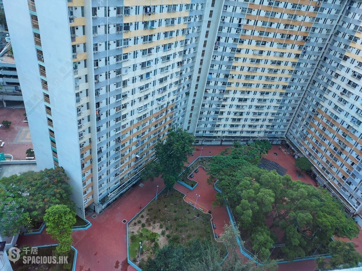 Kowloon Bay - Kai Tai Court 01