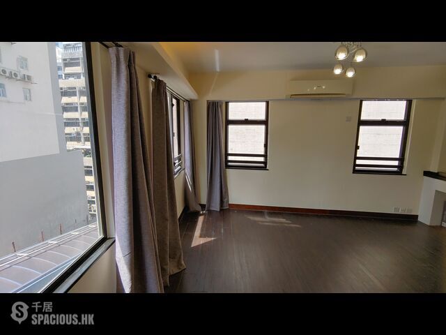 Central - 26, Cochrane Street 01