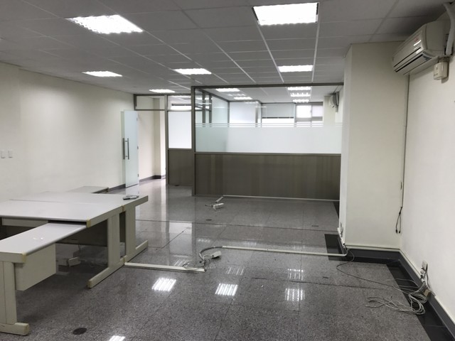 Shilin - No. XXX, Section 5, Zhongshan N Rd, Shilin District, Taipei City, Taiwan 111 01