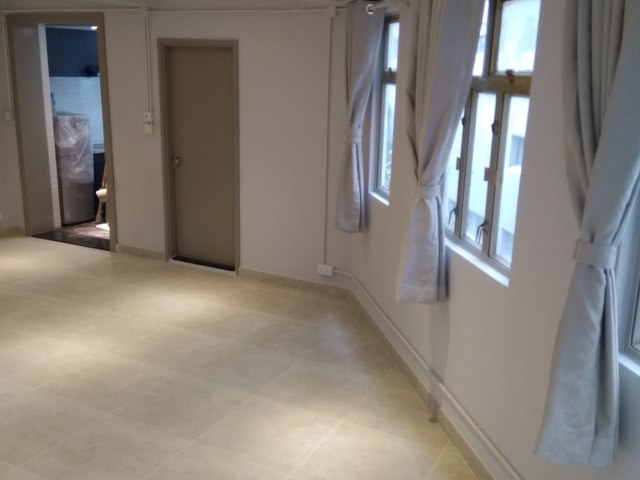 Sai Ying Pun - 204-208, Queen's Road West 01