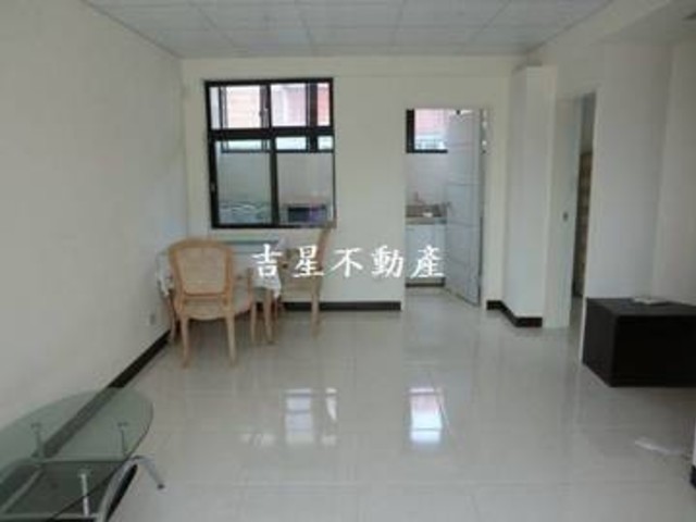 Zhongshan - 台北市中山區建國北路, Zhongshan District 01
