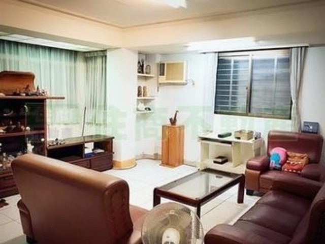 Songshan - 台北市松山區八德路, Songshan District 01