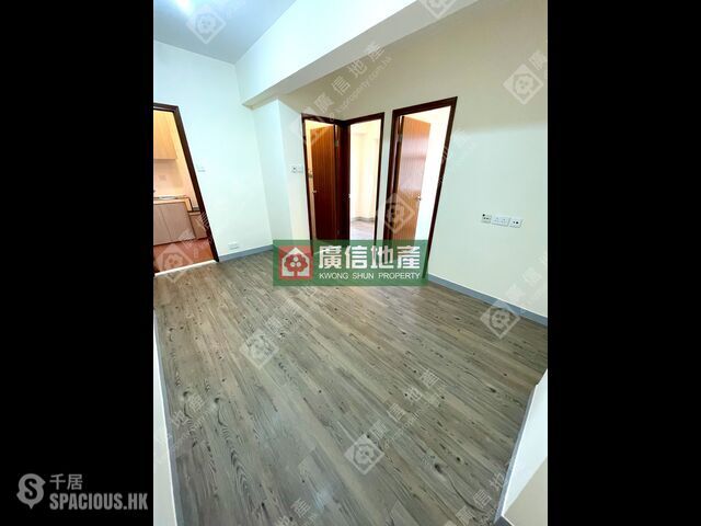Tai Kok Tsui - Cosmopolitan Estates 01