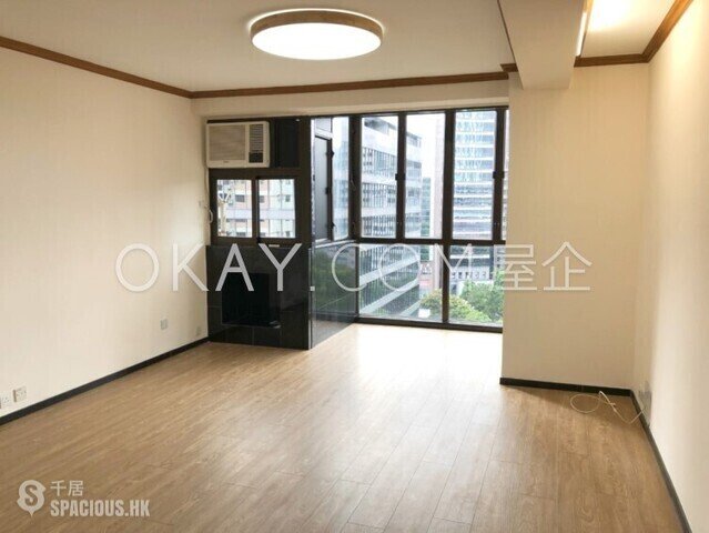 Tsim Sha Tsui East - Hilton Towers 01