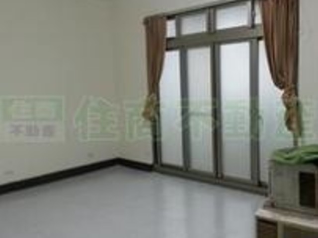 Zhongshan - 台北市中山區復興北路, Zhongshan District 01