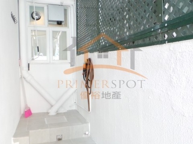 Wan Chai - 108, Johnston Road 01