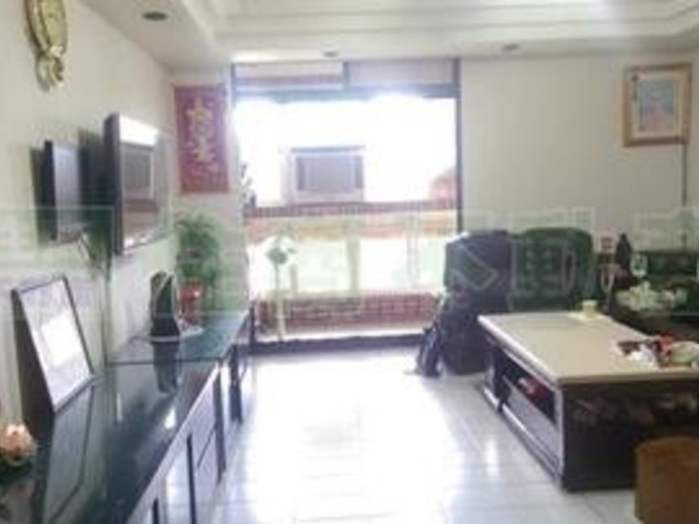 Xinyi - 台北市松山區市民大道, Songshan District 01