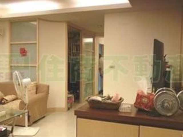 Songshan - 台北市松山區八德路, Songshan District 01
