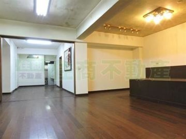 Songshan - 台北市松山區民權東路, Songshan District 01