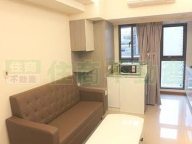 Zhongshan - 台北市中山區南京東路, Zhongshan District 01