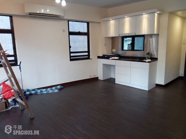 Central - 26, Cochrane Street 01