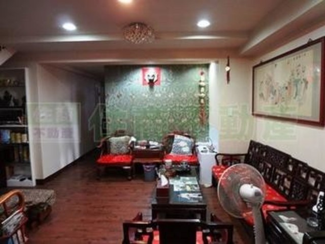 Songshan - 台北市松山區八德路, Songshan District 01