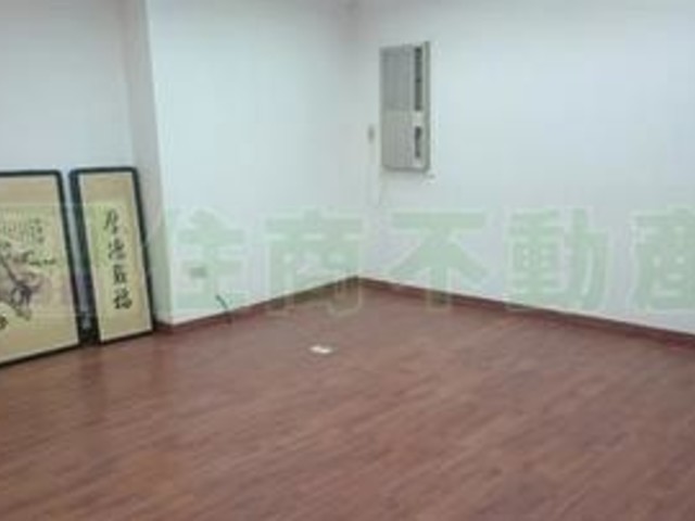 Songshan - 台北市松山區民生東路, Songshan District 01