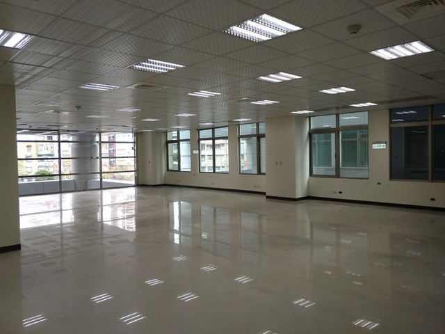 Neihu - No. XX, Section 1, Neihu Road, Neihu District, Taipei City, Taiwan 114 01