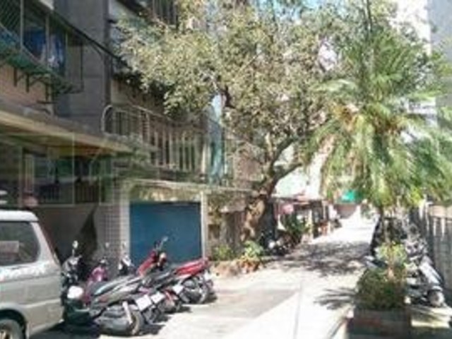 Tucheng - 新北市土城區學府路, Tucheng District 01