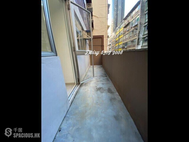Chai Wan - Man Wah Building 01