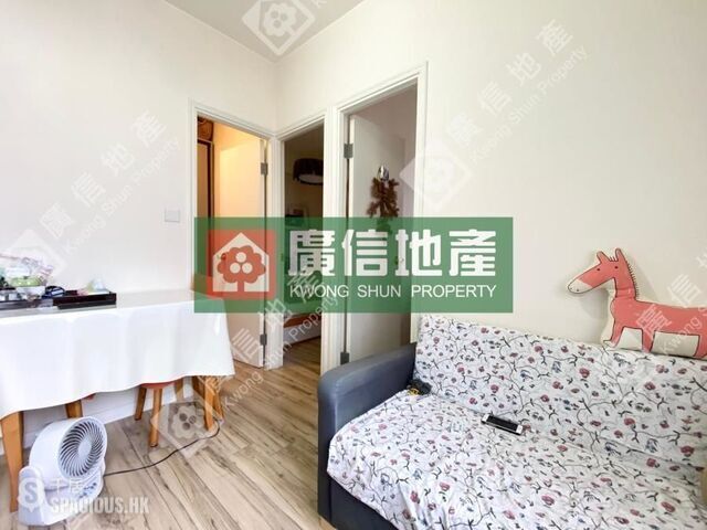 Mong Kok - Mansun House 01