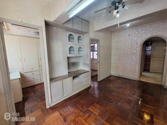 Wan Chai - 56-60, Wan Chai Road 01