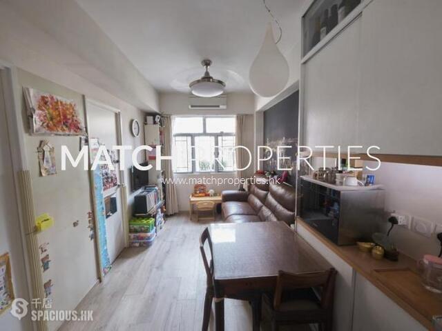 Sai Ying Pun - 160, Third Street 01