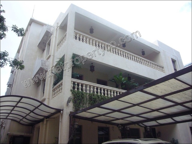 Yau Yat Chuen - 13, Dianthus Road 01
