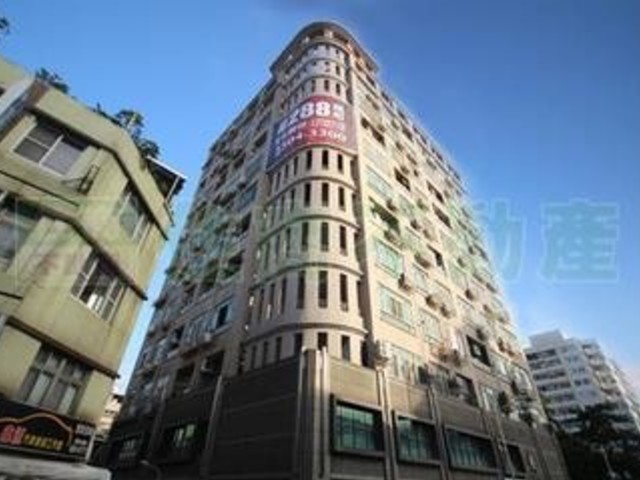 Zhongshan - 台北市中山區新生北路, Zhongshan District 01