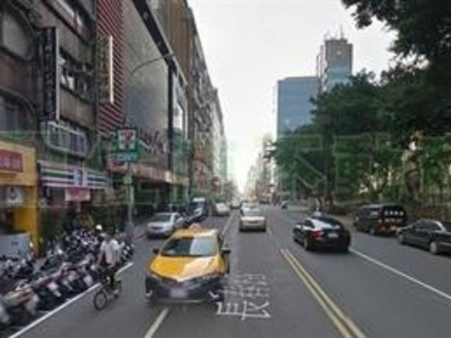 Zhongshan - 台北市中山區長春路, Zhongshan District 01