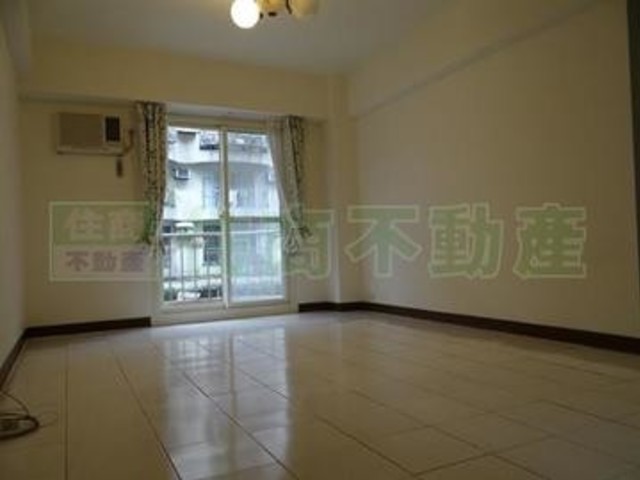 Songshan - 台北市松山區延吉街, Songshan District 01