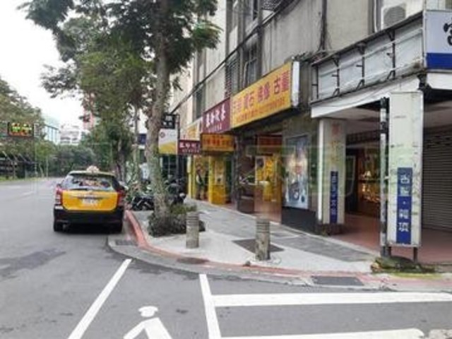 大安区 - 106台湾台北市大安區建國南路二段 01