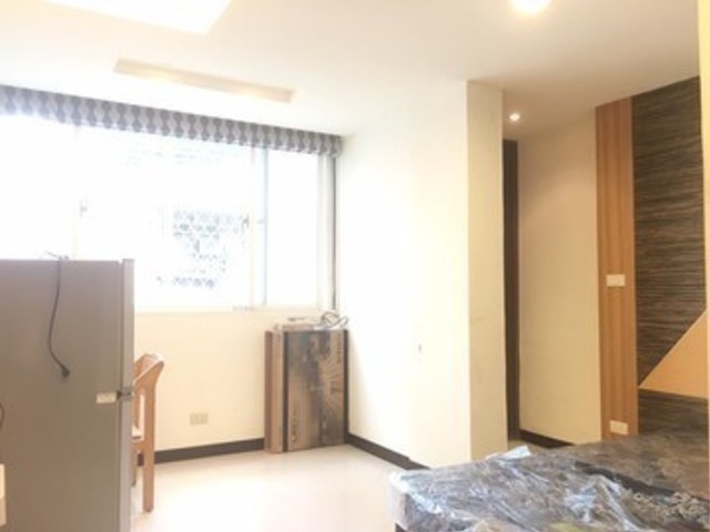 Banqiao - 新北市板橋區縣民大道路, Banqiao District 01