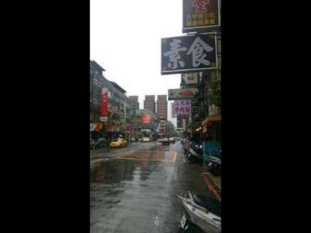 板桥区 - 220台湾新北市板橋區忠孝路 04